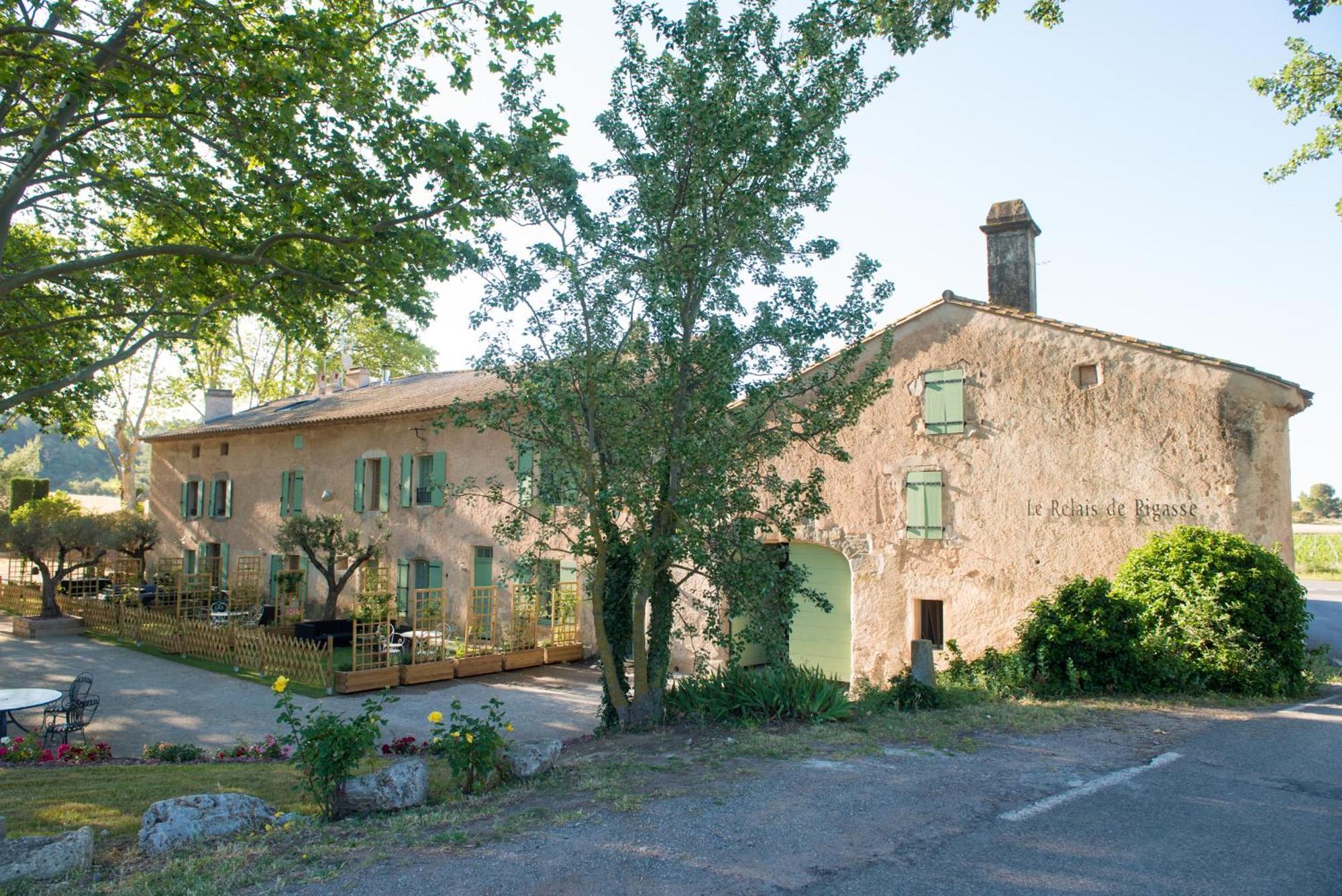 Hotel Le Relais De Pigasse Ouveillan Exterior foto